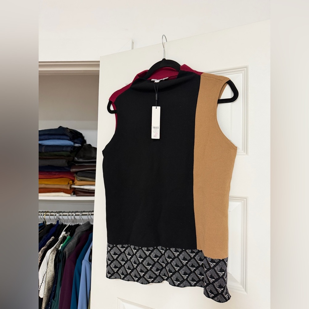 Chico's Black and Tan Colorblock Sleeveless Top
